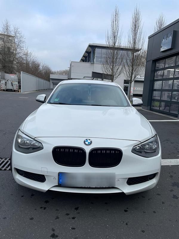 Usata BMW 116 Efficient Dynamics 130 CV (95 kW) 2013 Bianco Utilitaria
