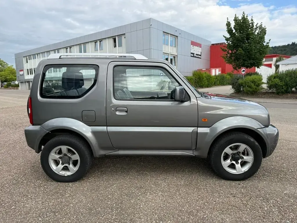 Gebraucht Suzuki Jimny 86 PS (63 kW) 2006 Grau SUV