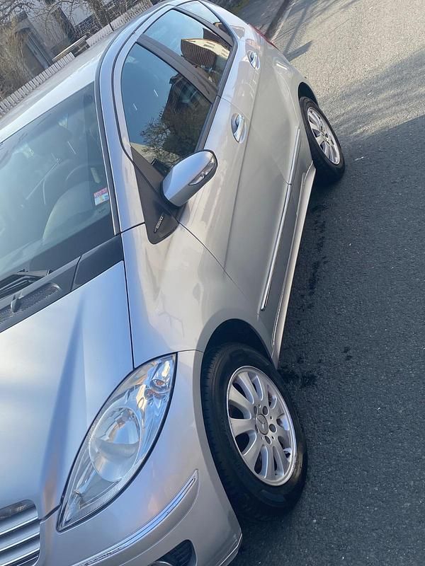 Gebraucht Mercedes A150 95 PS (69 kW) 2005 Silber Limousine