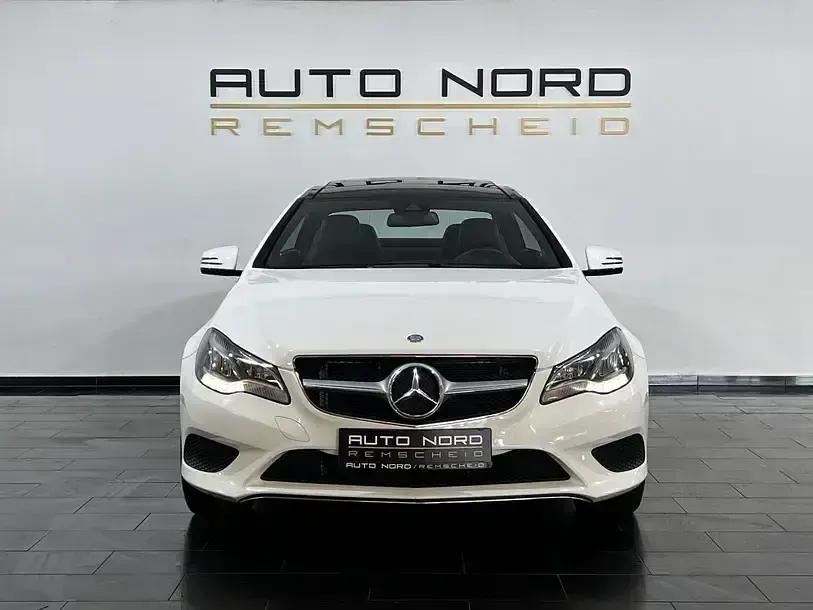 Używany Mercedes E350 306 KM (225 kW) 2014 Biały Coupe