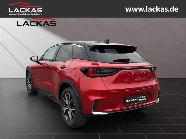 Neu Lexus LBX 136 PS (100 kW) 2025 Rot SUV