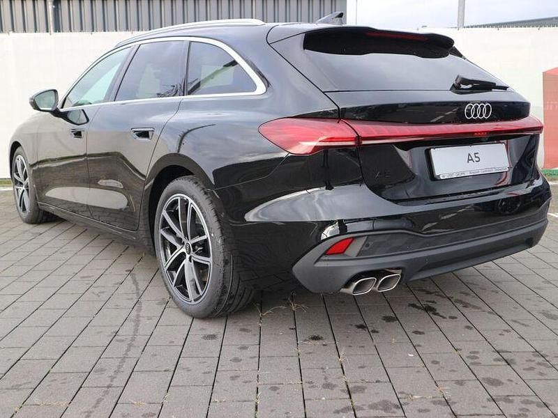 Gebraucht Audi A5 Sport 204 PS (150 kW) 2025 Mythosschwarz metallic Coupé