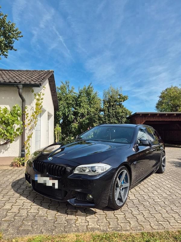 Gebraucht BMW 528 M Sport 258 PS (189 kW) 2011 Schwarz Kombi