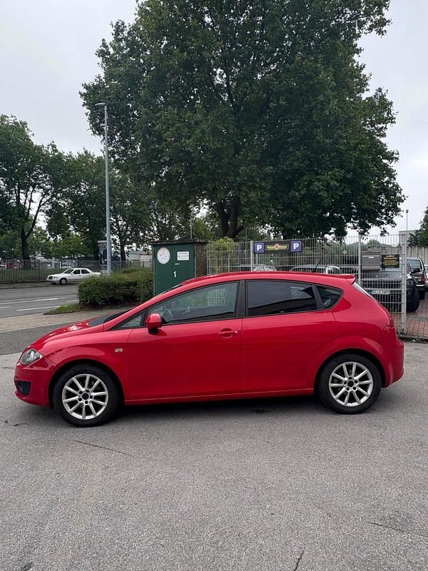 Gebraucht Seat Leon 125 PS (91 kW) 2010 Rot Kleinwagen