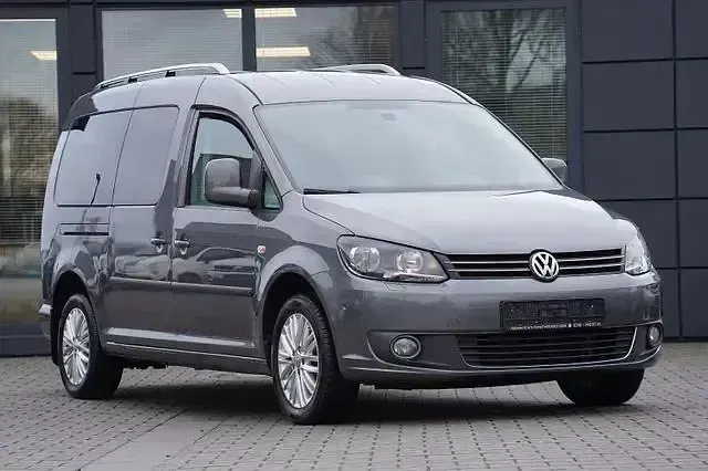 Gebraucht VW Caddy Maxi Comfortline 102 PS (75 kW) 2015 Natural grey Van / Kleinbus