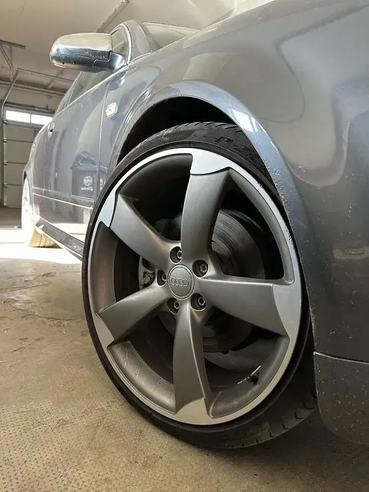 Gebraucht Audi A4 S-Line 220 PS (161 kW) 2002 Grau Limousine