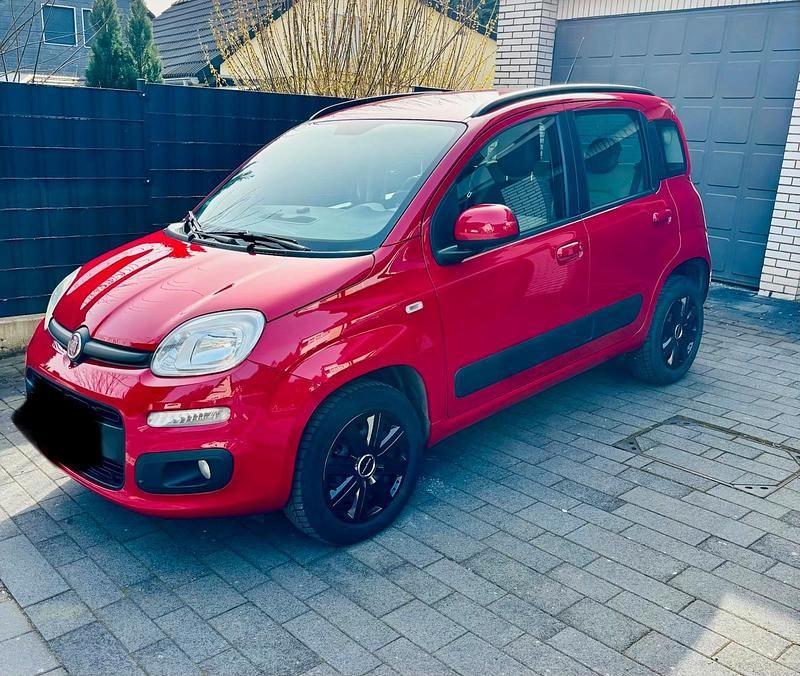 Gebraucht Fiat Panda 86 PS (63 kW) 2014 Rot Kleinwagen