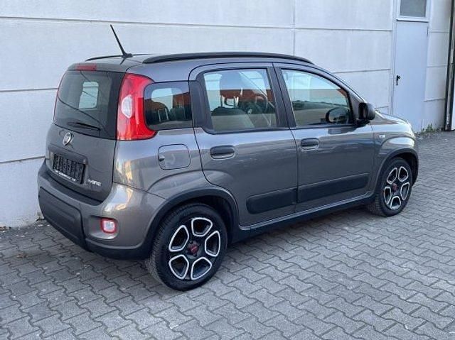 Gebraucht Fiat Panda City Life 69 PS (50 kW) 2022 Grau metallic Kleinwagen