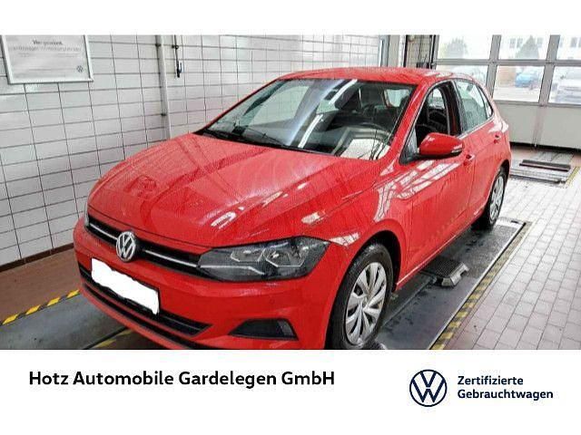 Rot Gebraucht 2018 VW Polo Comfortline Limousine | 11.290 € (Fairer Preis) - Bild 1/3