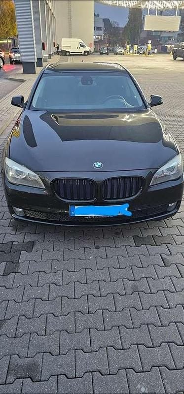 Gebraucht BMW 730 245 PS (180 kW) 2010 Limousine