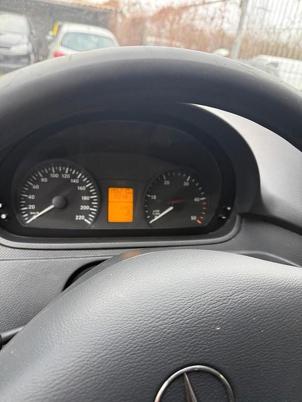 Gebraucht Mercedes Vito 95 PS (69 kW) 2013 Weiß Van