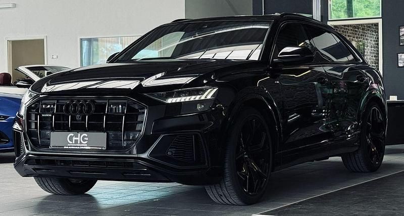 Gebraucht Audi Q8 S-line plus 286 PS (210 kW) 2018 Orcaschwarz SUV