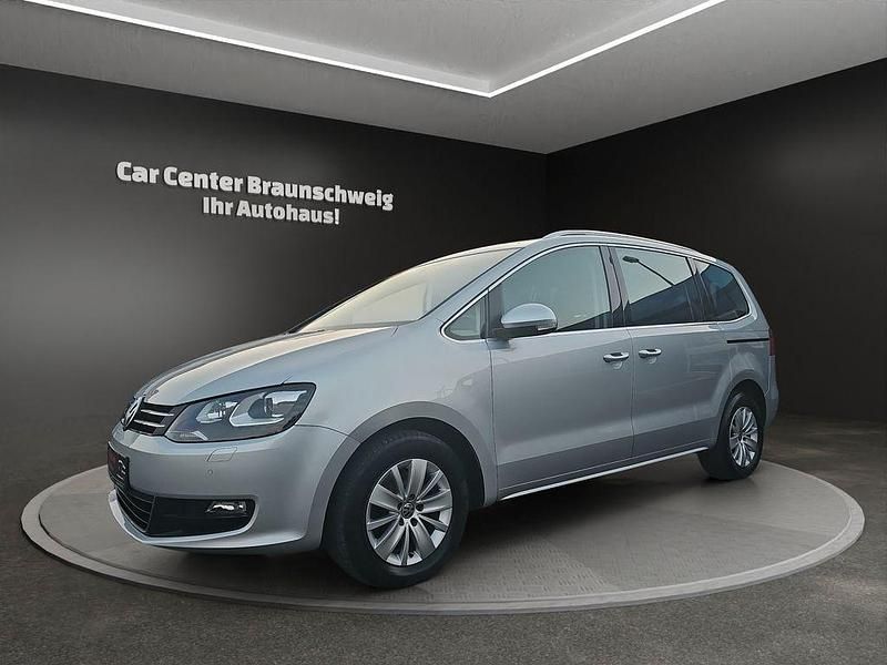 Silber Gebraucht 2011 VW Sharan Comfortline Van / Kleinbus | 9.999 € (Fairer Preis) - Bild 1/4