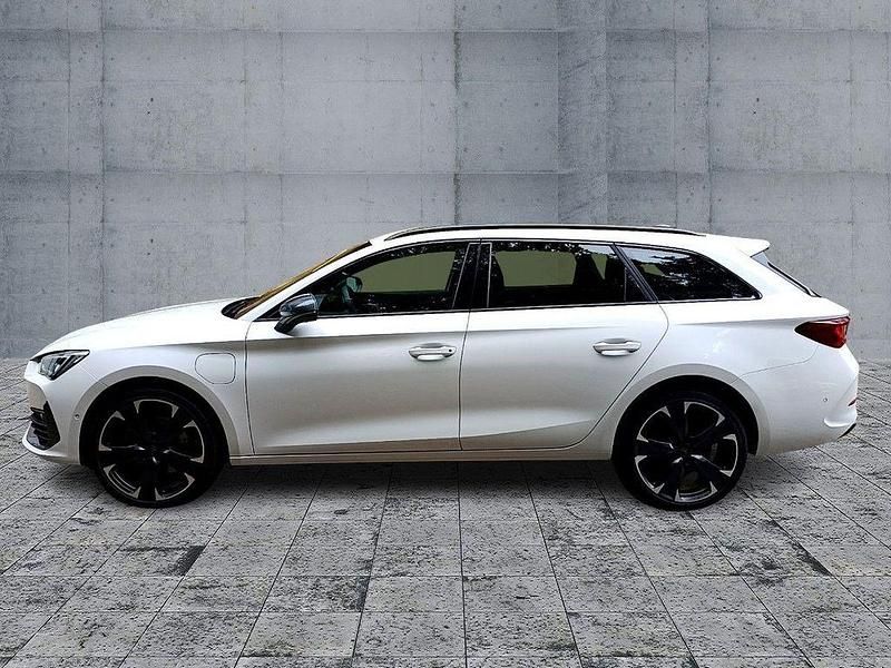 Gebraucht Cupra Leon VZ 245 PS (180 kW) 2021 "candy" weiss Kombi