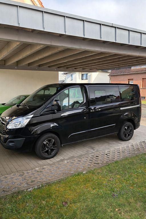 Gebraucht Ford Tourneo Titanium 170 PS (125 kW) 2016 Schwarz Van / Kleinbus