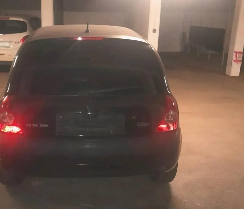 Gebraucht Renault Clio 58 PS (42 kW) 2006 Schwarz Kleinwagen