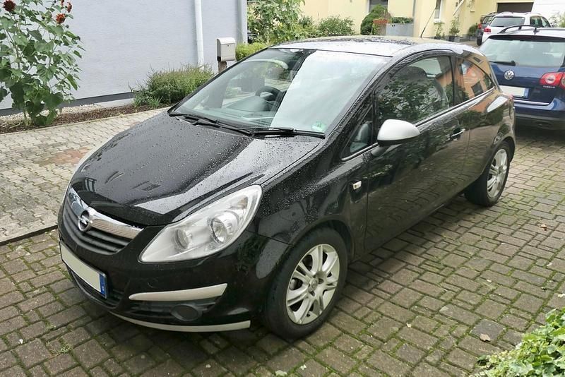 Schwarz Gebraucht 2009 Opel Corsa Kleinwagen | 1.900 € - Bild 1/4