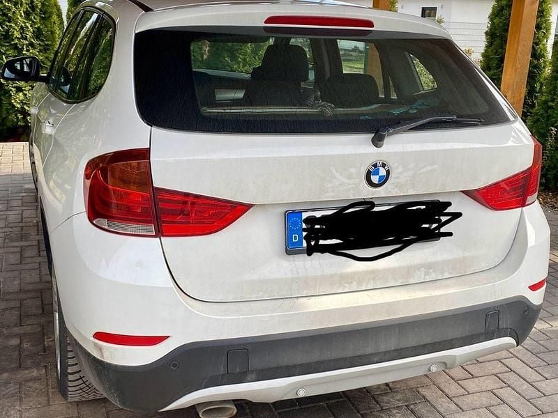 Gebraucht BMW X1 116 PS (85 kW) 2015 Weiß SUV