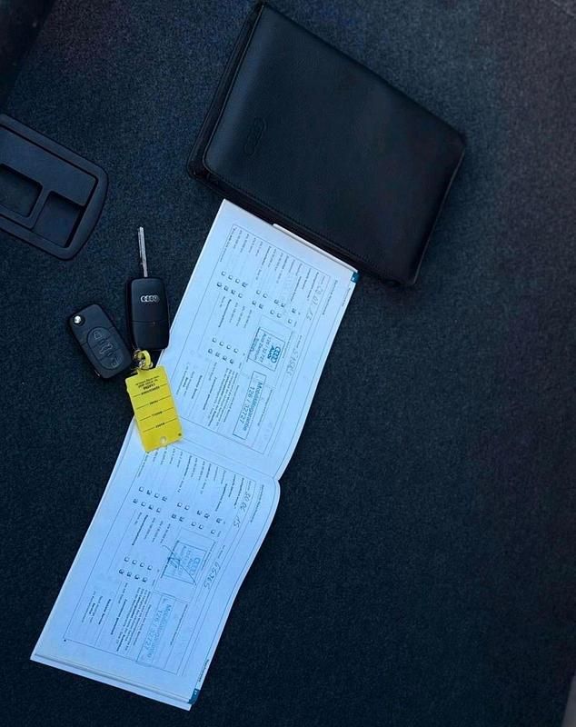 Gebraucht Audi A4 102 PS (75 kW) 2004 Grau Limousine