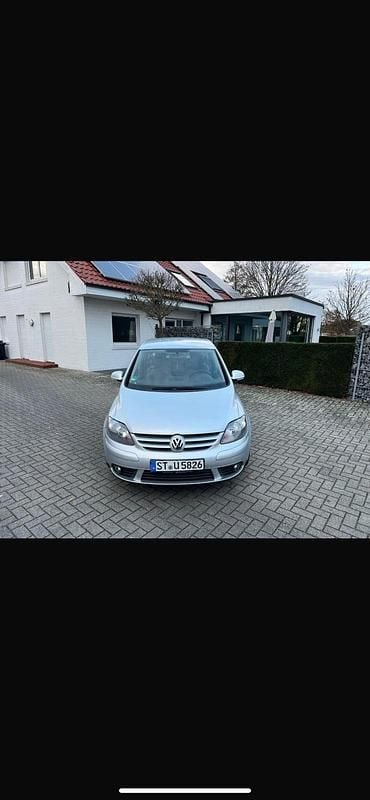 Gebraucht VW Golf V 102 PS (75 kW) 2006 Silber Kleinwagen