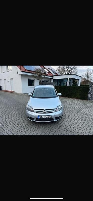 Silber Gebraucht 2006 VW Golf V Kleinwagen | 1.850 € (Guter Preis) - Bild 1/4