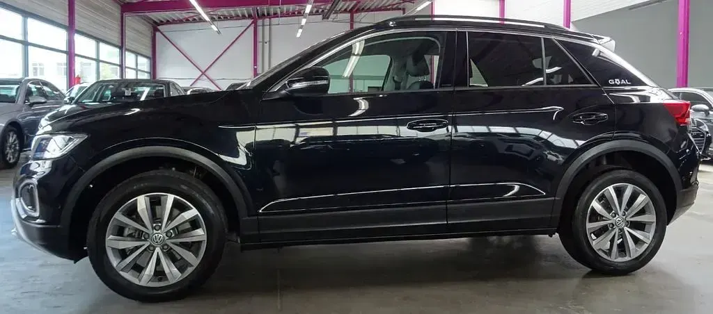 Gebraucht VW T-Roc Goal 150 PS (110 kW) 2025 Deep black perleffekt SUV