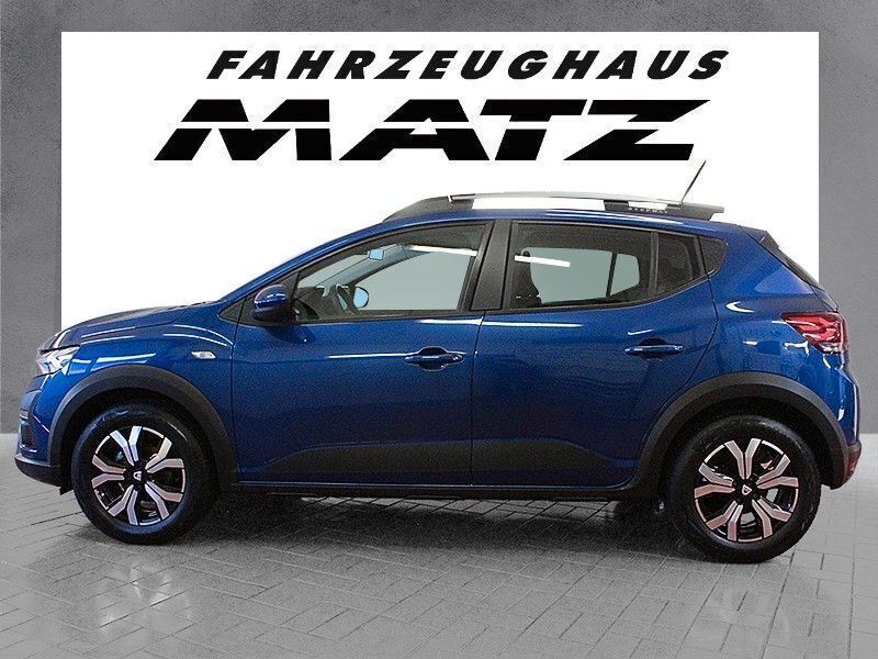 Blau Gebraucht 2022 Dacia Sandero Kleinwagen | 14.495 € (Fairer Preis) - Bild 1/4