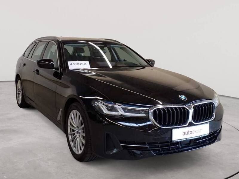Schwarz uni Gebraucht 2021 BMW 530e Sport Line Kombi | 24.190 € (Fairer Preis) - Bild 1/4