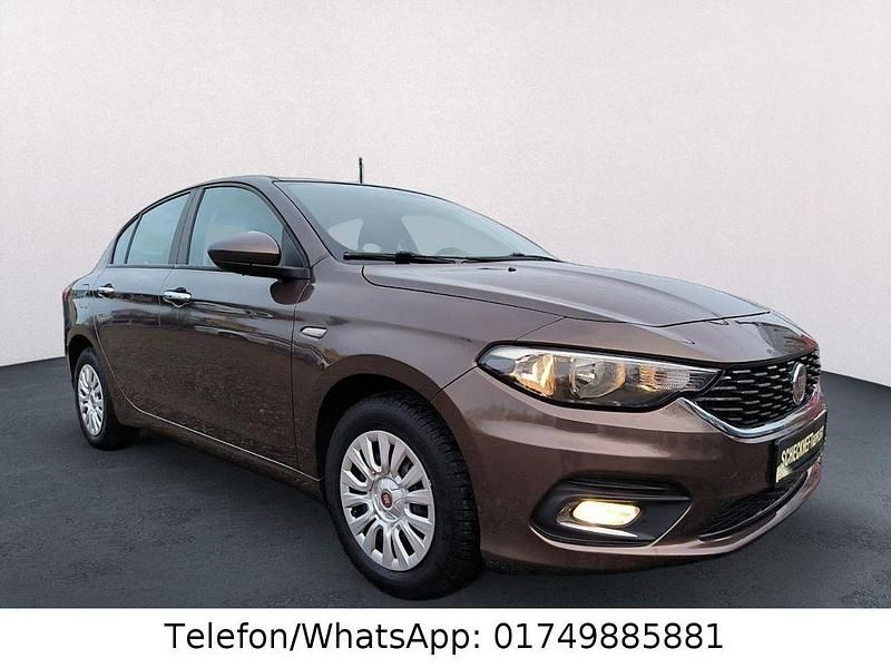 Gebraucht Fiat Tipo Pop 95 PS (69 kW) 2018 Braun Limousine