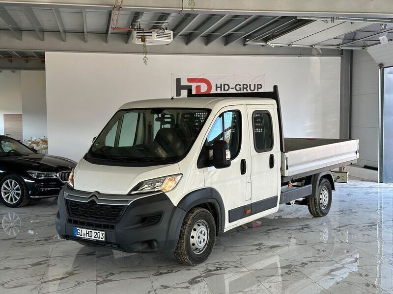 Weiß Gebraucht 2019 Citroën Jumper Van / Kleinbus | 16.500 € (Fairer Preis) - Bild 1/4