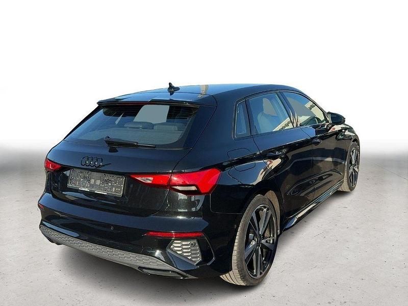 Gebraucht Audi A3 S-Line 150 PS (110 kW) 2023 Mythosschwarz metallic Limousine
