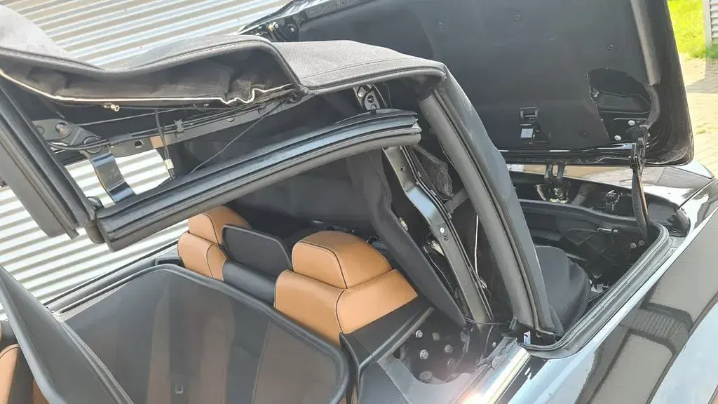 Gebraucht Mercedes E350 258 PS (189 kW) 2015 Schwarz Cabrio