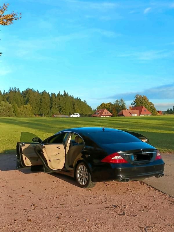 Gebraucht Mercedes CLS320 224 PS (164 kW) 2006 Limousine