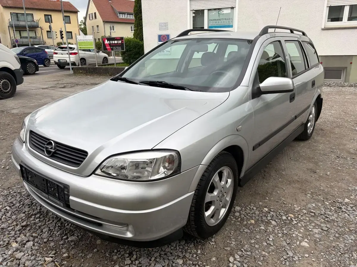 Usata Opel Astra Comfort 84 CV (61 kW) 2001 Argento Station wagon