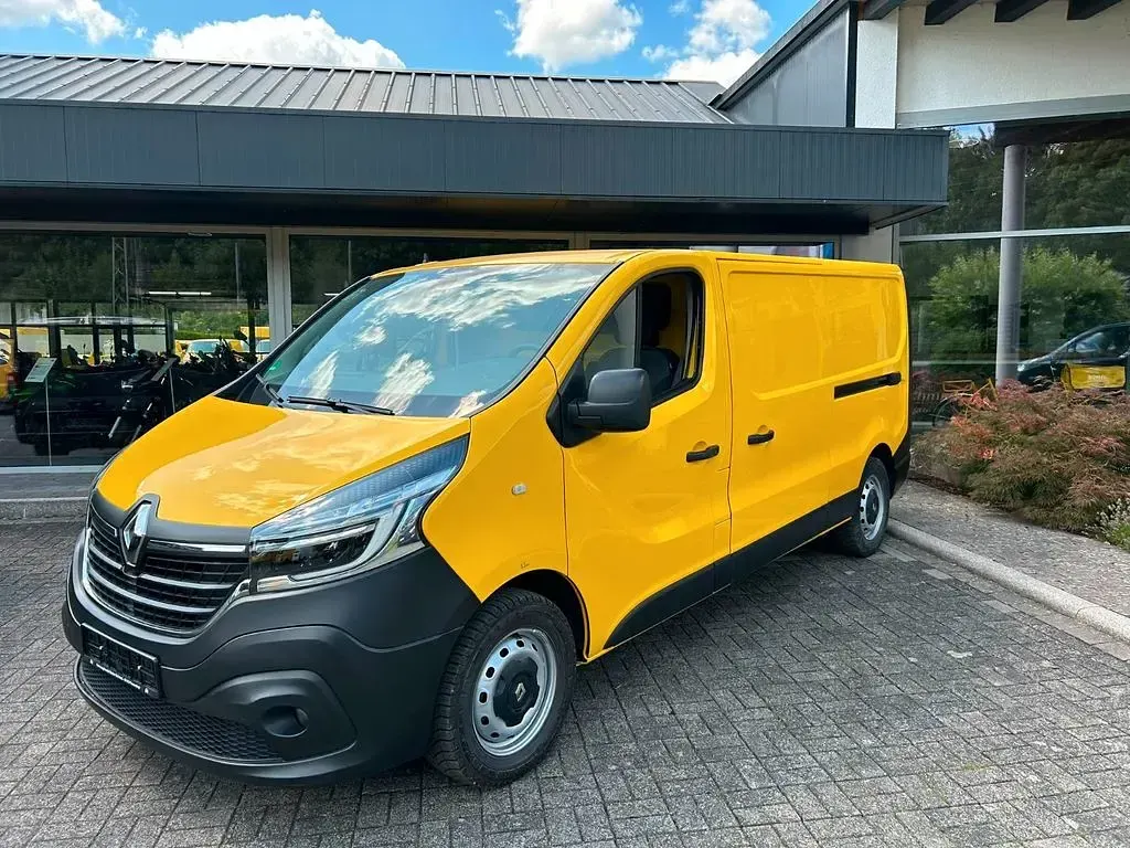 Gebraucht Renault Trafic 120 PS (88 kW) 2020 Van / Kleinbus