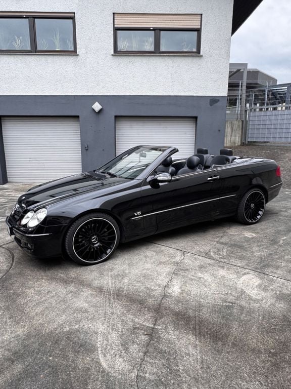 Schwarz Gebraucht 2007 Mercedes CLK280 Avantgarde Cabrio | 15.850 € (Teuer) - Bild 1/4