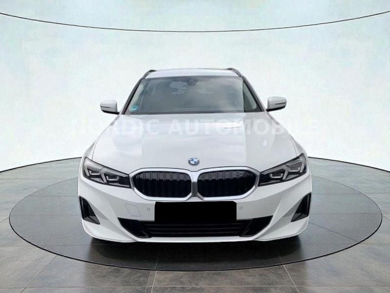 Gebraucht BMW 318 156 PS (114 kW) 2024 Weiß Kombi