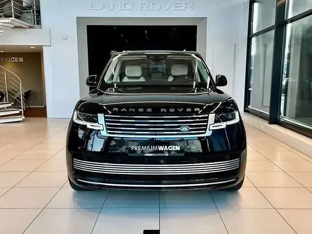Second-hand Land Rover Range Rover 615 CP (452 kW) 2024 Negru SUV