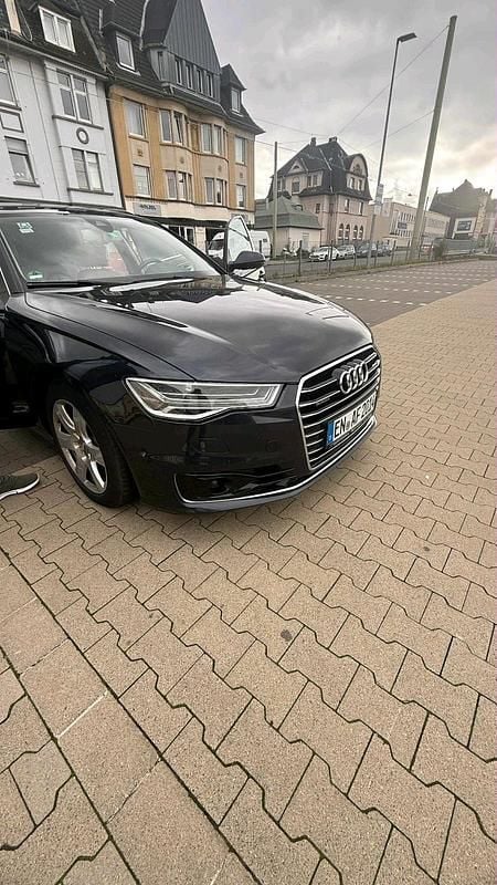 Blau Gebraucht 2015 Audi A6 Comfort Kombi | 12.000 € (Superpreis) - Bild 1/4