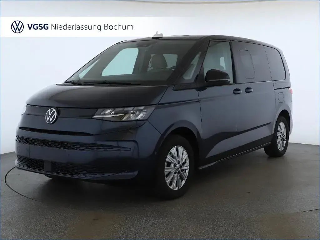 Używany VW Multivan Basis 150 KM (110 kW) 2025 Niebieski Minivan