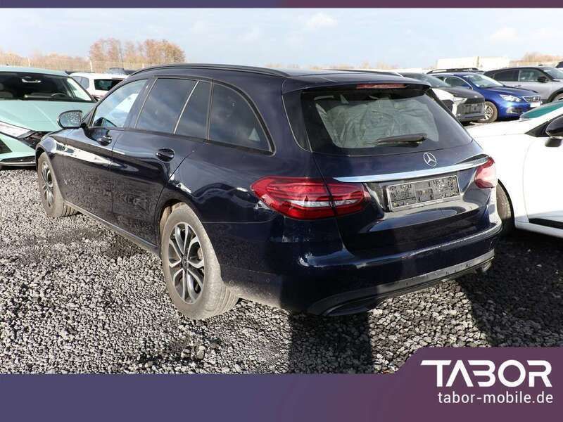 Gebraucht Mercedes C220 Avantgarde 194 PS (142 kW) 2019 Blau Kombi