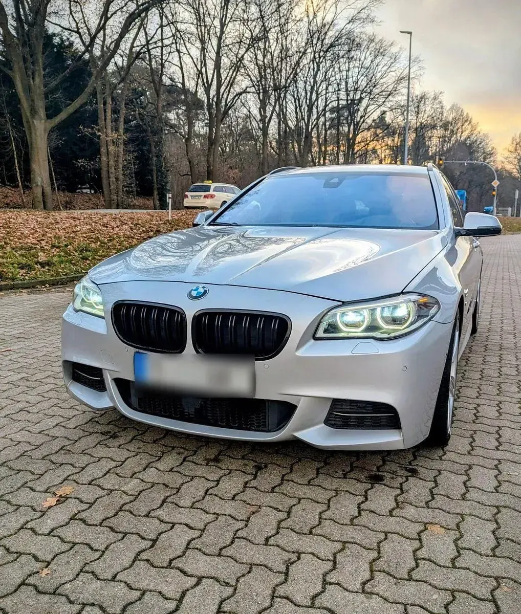 Gebraucht BMW 530 M Sport 258 PS (189 kW) 2013 Silber Kombi