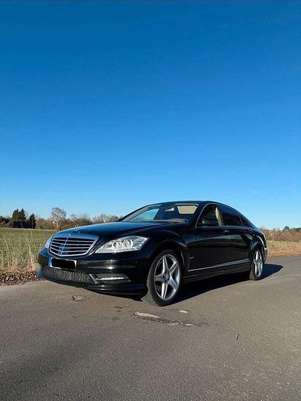 Gebraucht Mercedes S350 AMG 258 PS (189 kW) 2014 Schwarz Limousine