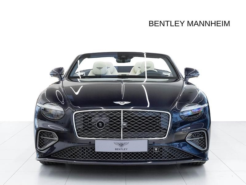 Neu Bentley Continental 782 PS (575 kW) 2025 Blau Cabrio