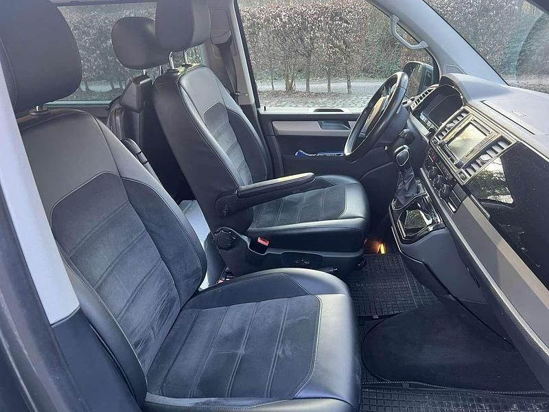 Gebraucht VW Transporter Generation Six 150 PS (110 kW) 2015 Silber Van