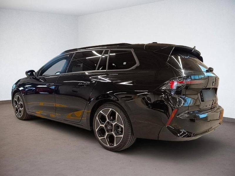Gebraucht Opel Astra Ultimate 131 PS (96 kW) 2024 Schwarz Kombi