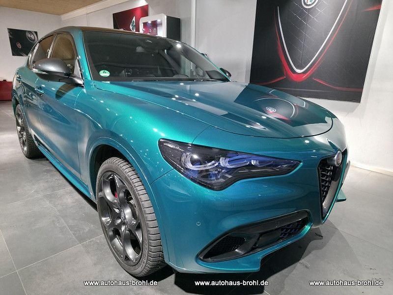 Gebraucht Alfa Romeo Stelvio 280 PS (205 kW) 2024 Grün SUV