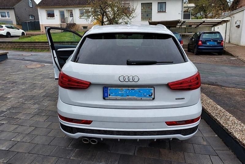 Gebraucht Audi Q3 Sport 150 PS (110 kW) 2016 Weiß SUV