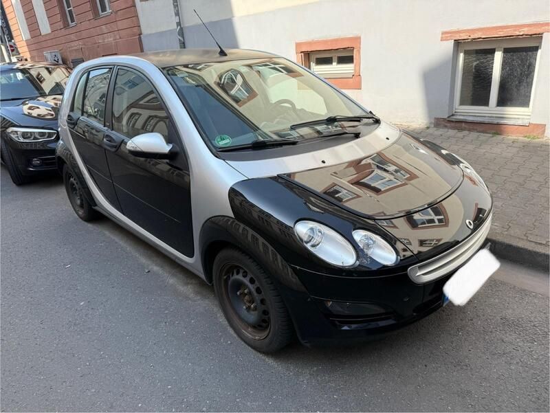 Silber Gebraucht 2003 Smart ForFour Kleinwagen | 1.599 € - Bild 1/4