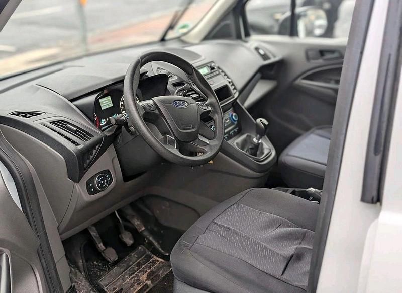 Gebraucht Ford Transit 2020 Weiß Kombi